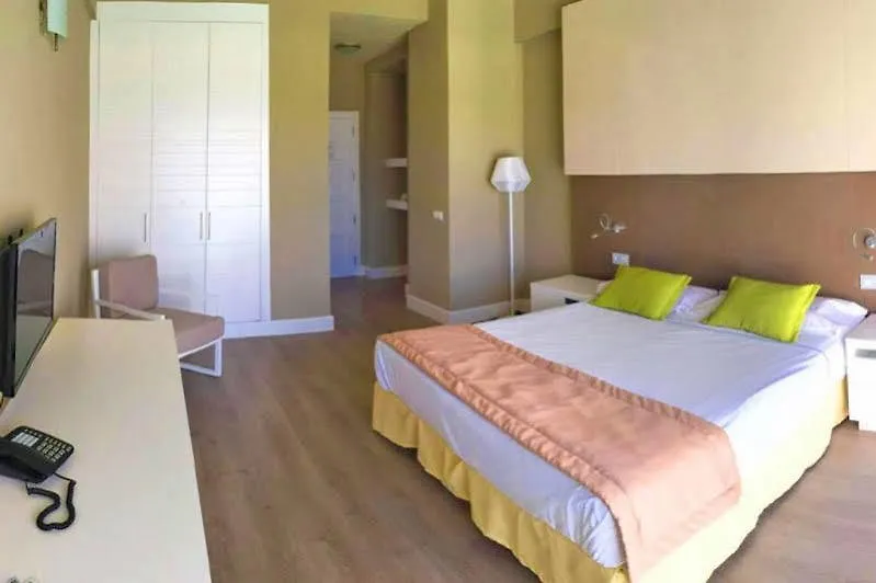 Apartamentos Livvo Morromar Puerto del Carmen  Puerto del Carmen (Lanzarote)