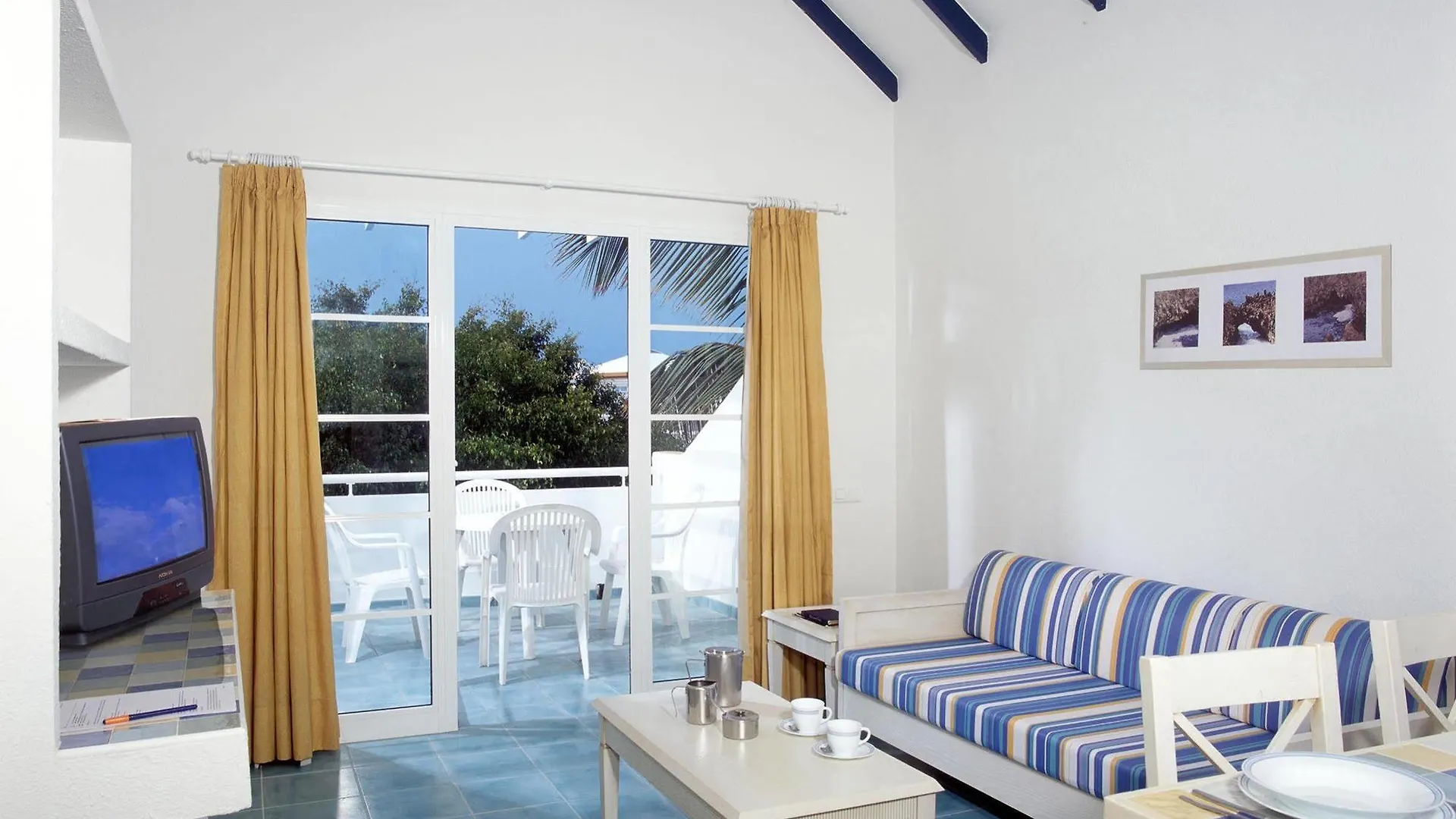 Apartamentos Livvo Morromar Puerto del Carmen  Španělsko